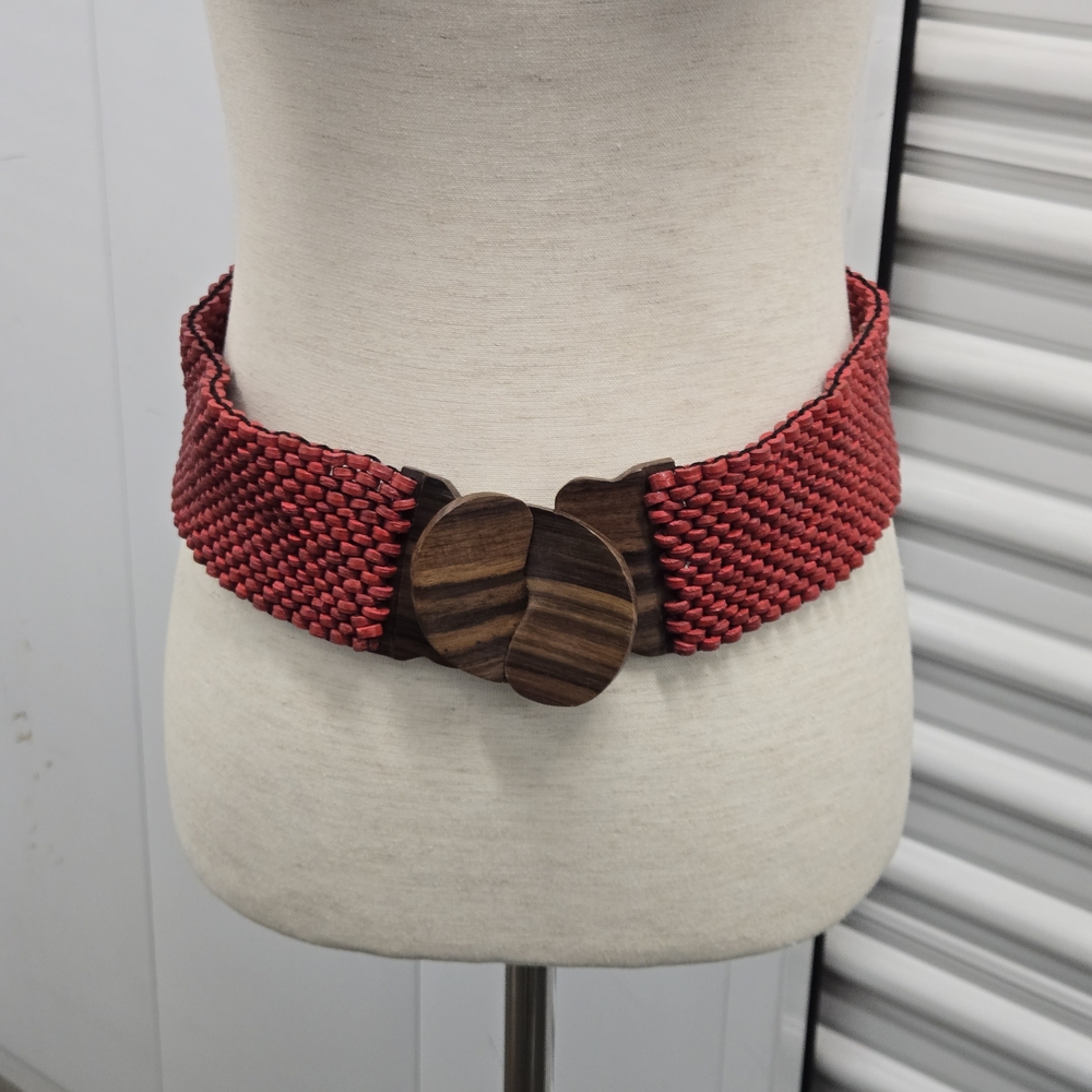 Scoop Coral Coconut Belt w/ Wooden Buckle – Woven Boho Waist Belt Stretchy